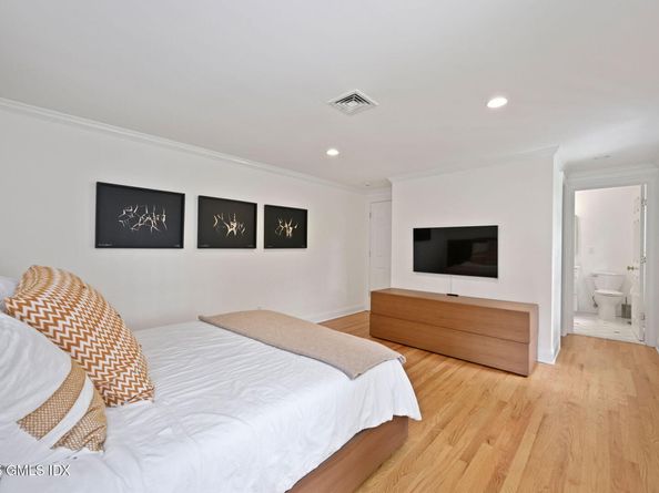 12 Wooddale Road, Greenwich CT 06830