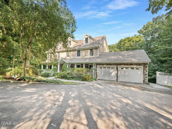 12 Hickory Drive B, Greenwich CT 06831