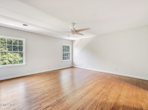 12 Hickory Drive B, Greenwich CT 06831