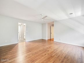 12 Hickory Drive B, Greenwich CT 06831