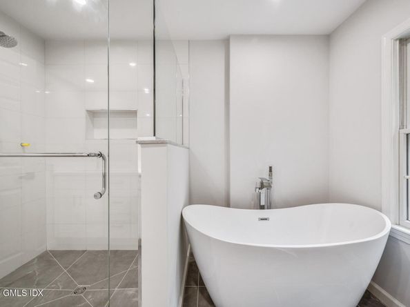 12 Hickory Drive B, Greenwich CT 06831