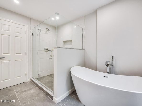 12 Hickory Drive B, Greenwich CT 06831