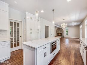 12 Hickory Drive B, Greenwich CT 06831