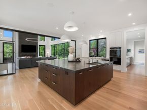 31 Meadow Lane, Greenwich CT 06831