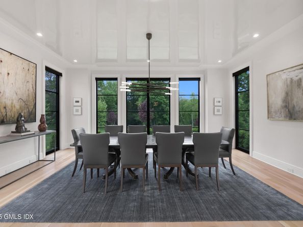 31 Meadow Lane, Greenwich CT 06831