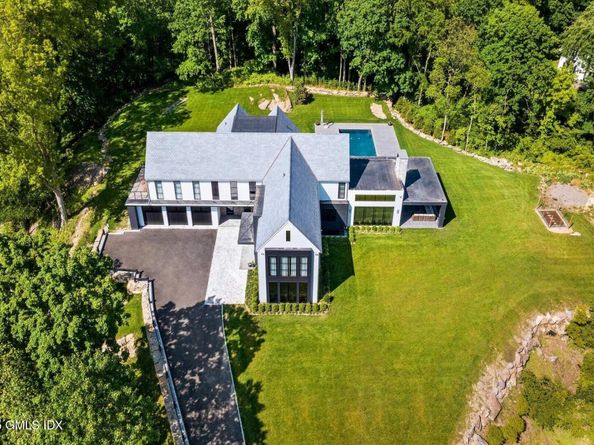 31 Meadow Lane, Greenwich CT 06831