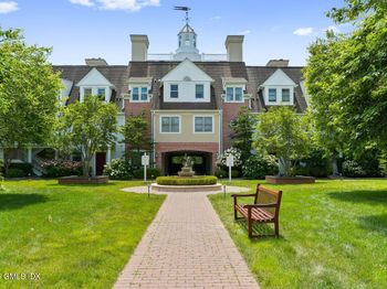 51 Forest Avenue