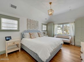 5 Greenwich Cove Drive, Old Greenwich CT 06870