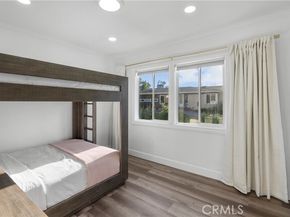 19538 Redwing, Tarzana (los Angeles) CA 91356