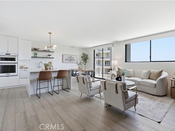 100 S Doheny 707, Los Angeles CA 90048