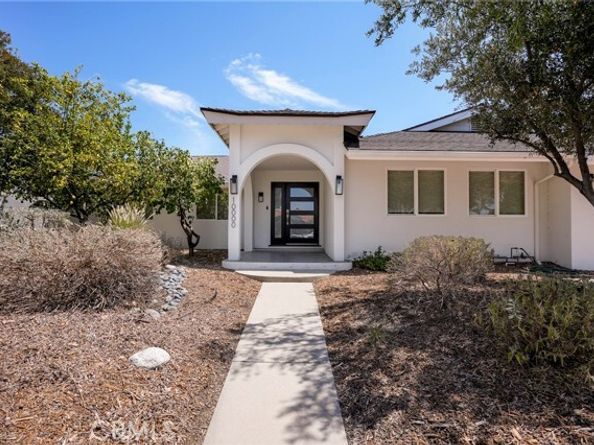 10000 Amestoy Avenue, Northridge (los Angeles) CA 91325