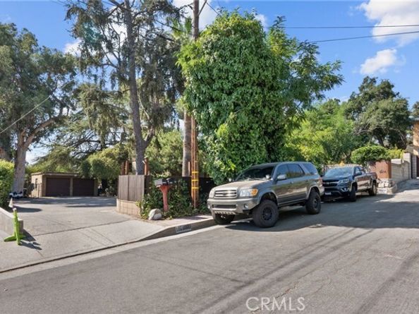 10025 Covert Avenue, Tujunga (los Angeles) CA 91042