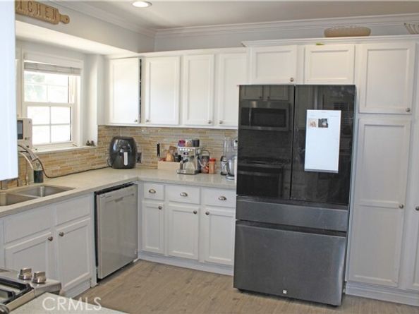 8930 Rubio, North Hills (los Angeles) CA 91343