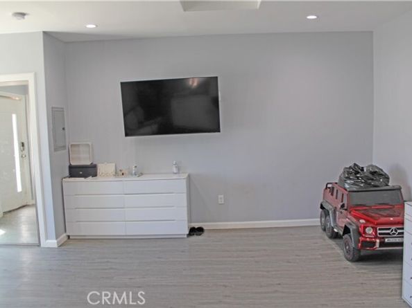 8930 Rubio, North Hills (los Angeles) CA 91343