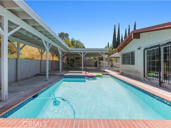 12616 Terra Bella Street, Pacoima (los Angeles) CA 91331
