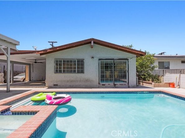 12616 Terra Bella Street, Pacoima (los Angeles) CA 91331