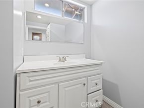 12616 Terra Bella Street, Pacoima (los Angeles) CA 91331