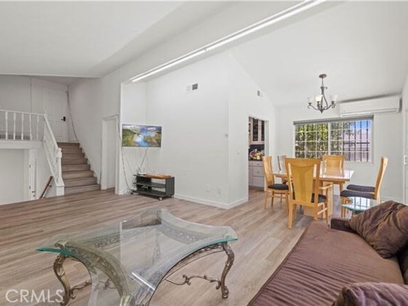 12616 Terra Bella Street, Pacoima (los Angeles) CA 91331