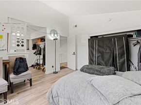 12616 Terra Bella Street, Pacoima (los Angeles) CA 91331