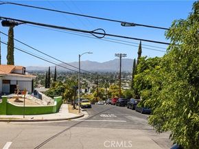 12616 Terra Bella Street, Pacoima (los Angeles) CA 91331