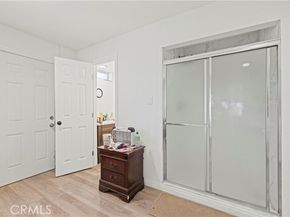 12616 Terra Bella Street, Pacoima (los Angeles) CA 91331