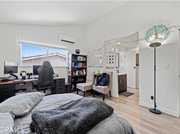12616 Terra Bella Street, Pacoima (los Angeles) CA 91331