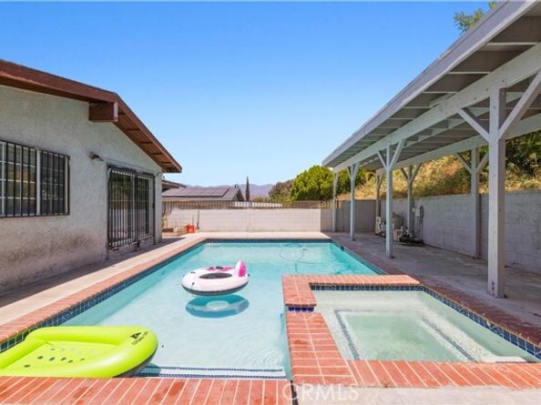 12616 Terra Bella Street, Pacoima (los Angeles) CA 91331