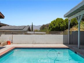 12616 Terra Bella Street, Pacoima (los Angeles) CA 91331