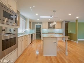 9530 Wheatland Avenue, Burbank CA 91040