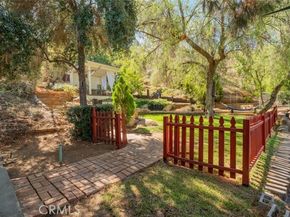 9530 Wheatland Avenue, Burbank CA 91040