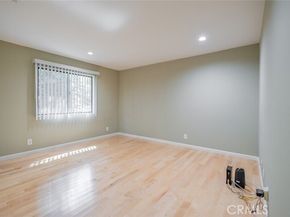 9530 Wheatland Avenue, Burbank CA 91040