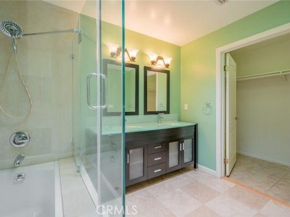 9530 Wheatland Avenue, Burbank CA 91040