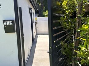 19120 Bessemer Street, Tarzana (los Angeles) CA 91335
