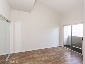7020 Lennox Avenue 3A, Van Nuys (los Angeles) CA 91405