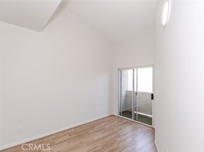 7020 Lennox Avenue 3A, Van Nuys (los Angeles) CA 91405
