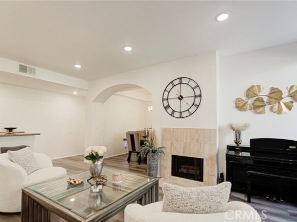 511 N Jackson 101, Glendale CA 91206