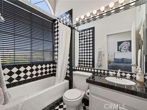 4464 Moorpark 104, Toluca Lake (los Angeles) CA 91602