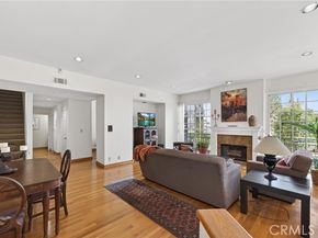 4464 Moorpark 104, Toluca Lake (los Angeles) CA 91602