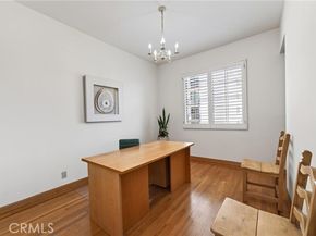 4464 Moorpark 104, Toluca Lake (los Angeles) CA 91602