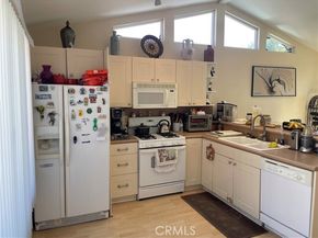 927 W 6th Street, San Pedro (los Angeles) CA 90731