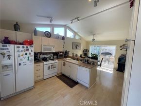 927 W 6th Street, San Pedro (los Angeles) CA 90731