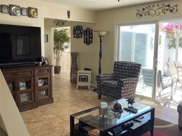 927 W 6th Street, San Pedro (los Angeles) CA 90731