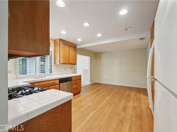 2279 Wisteria Avenue, Upland CA 91784