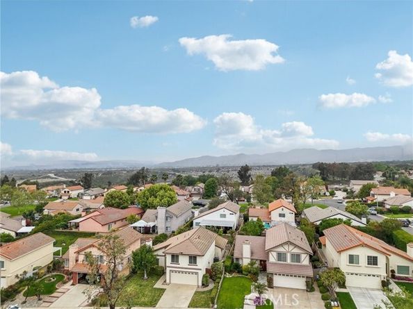 2279 Wisteria Avenue, Upland CA 91784