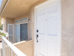 13801 Oxnard Street 202, Van Nuys (los Angeles) CA 91401