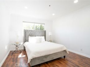 13801 Oxnard Street 202, Van Nuys (los Angeles) CA 91401