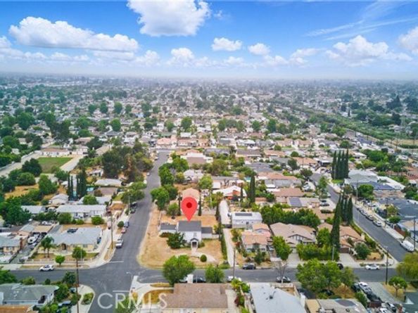 13321 Reedley Street, Panorama City (los Angeles) CA 91402