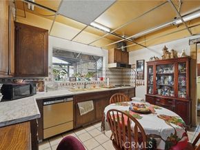 13321 Reedley Street, Panorama City (los Angeles) CA 91402