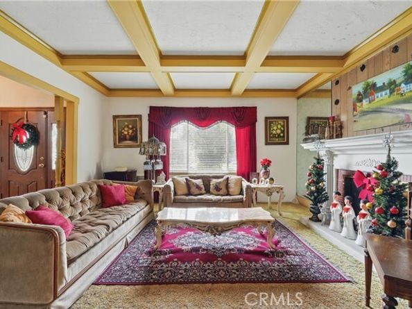 13321 Reedley Street, Panorama City (los Angeles) CA 91402