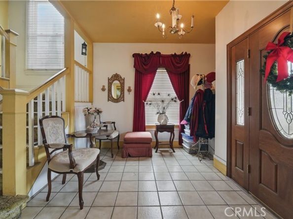 13321 Reedley Street, Panorama City (los Angeles) CA 91402